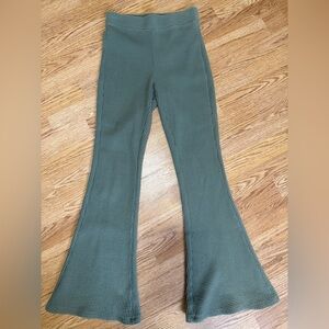 aerie women’s Waffle Knit Flared Leggings - Olive